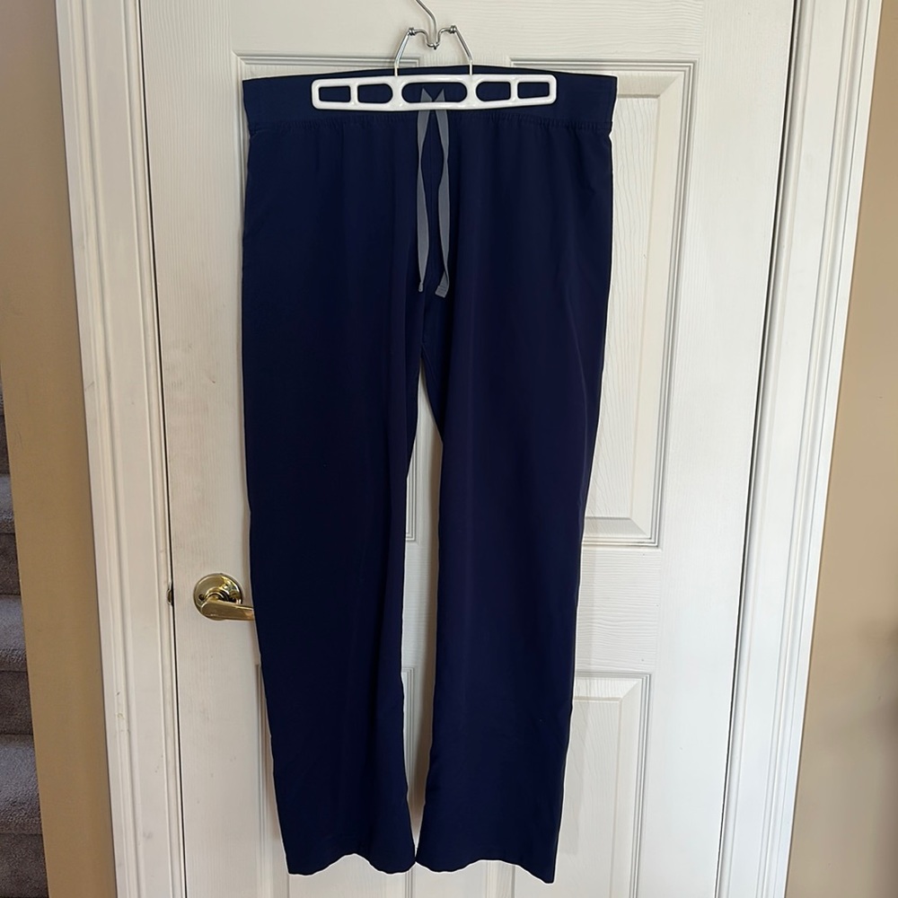 Figs Women’s Livingston Pant - Navy